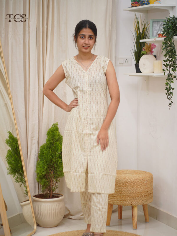 Ivory Striped Sleeveless Kurti Set