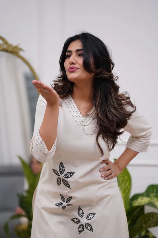 WhatsApp Image 2025-10-25 at 10.07.47 PM (2)